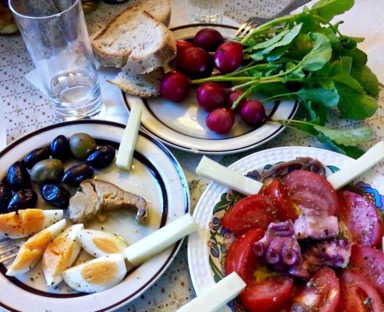 How To Make a Greek Meze Platter