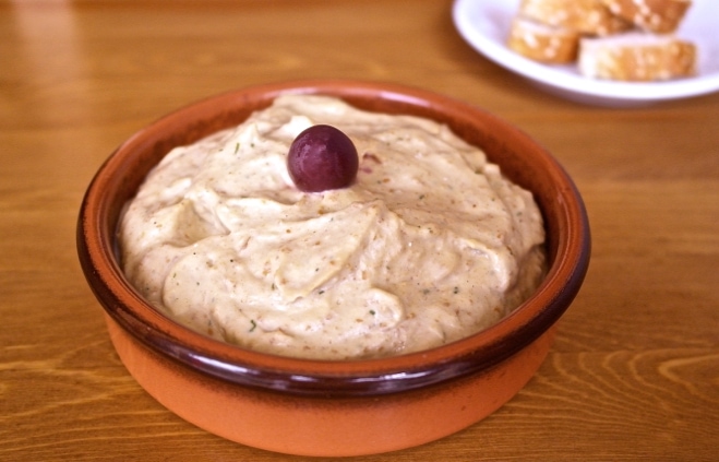 Whole Wheat Bread Taramosalata