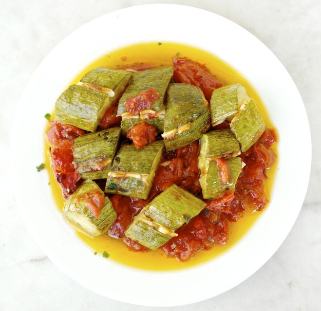 Cretan zucchini and garlic