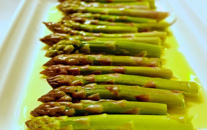 Oven Roasted Asparagus in Olive Oil