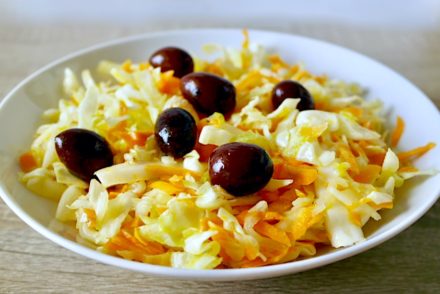 Greek cabbage and carrot salad