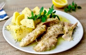 One-Pot Greek Lemon Chicken with Potatoes – Kotopoulo Lemonato