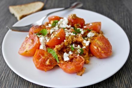 Greek Scarmbled eggs with tomatoes and feta - Kagianas