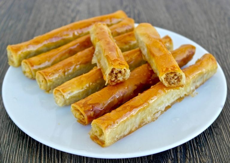 Syrupy Walnut Phyllo Rolls – Baklava