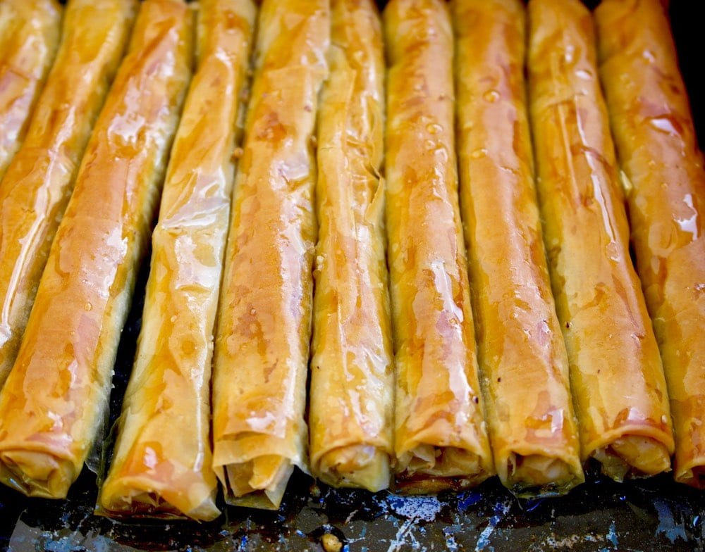 Baklava phyllo rolls