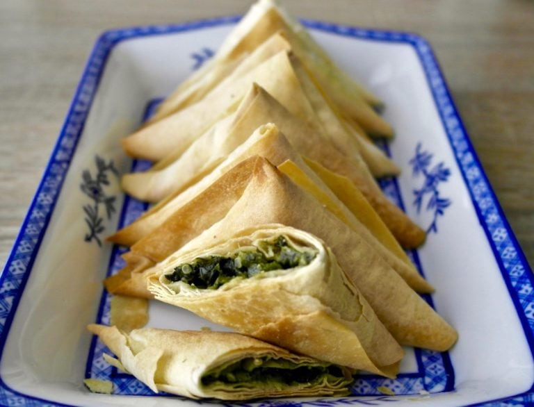 Spanakopita Triangles with Spinach, Leek and Quinoa