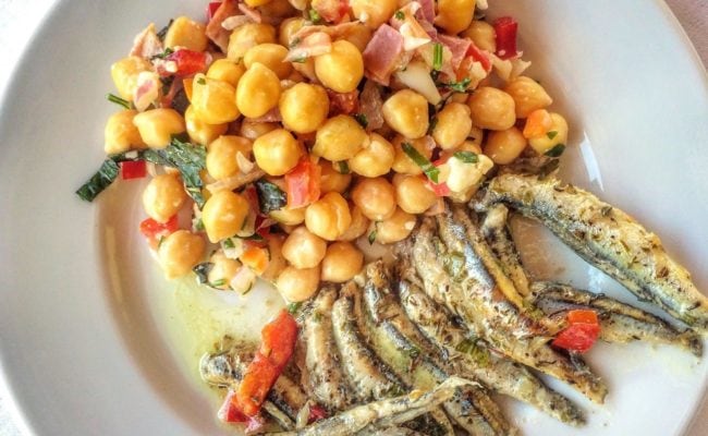 Chickpeas and anchovies