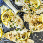 Lenguado mediterráneo al horno con aderezo griego Ladolemono