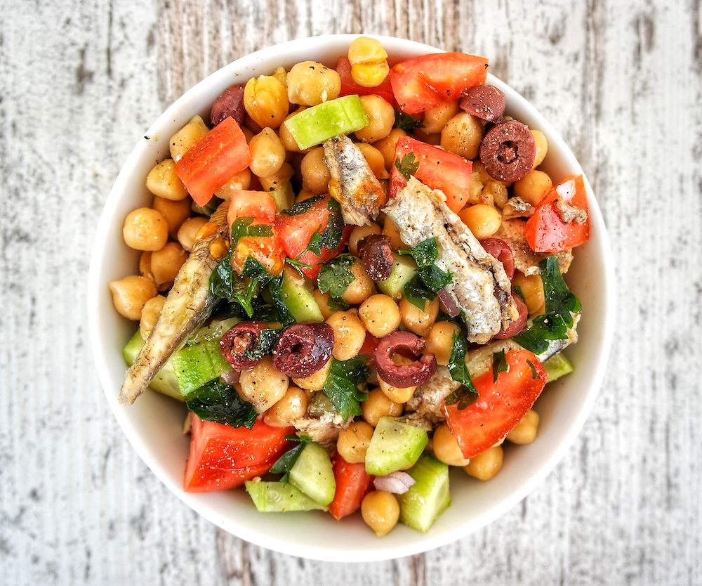 Five Minute Colorful Mediterranean Salad with Sardines and Chickpeas