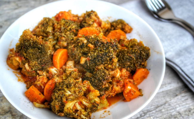 Greek Braised Broccoli with Garlic and Tomato
