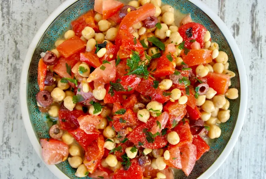 7 SURPRISING THINGS YOU SHOULD KNOW BEFORE STARTING A MEDITERRANEAN DIET