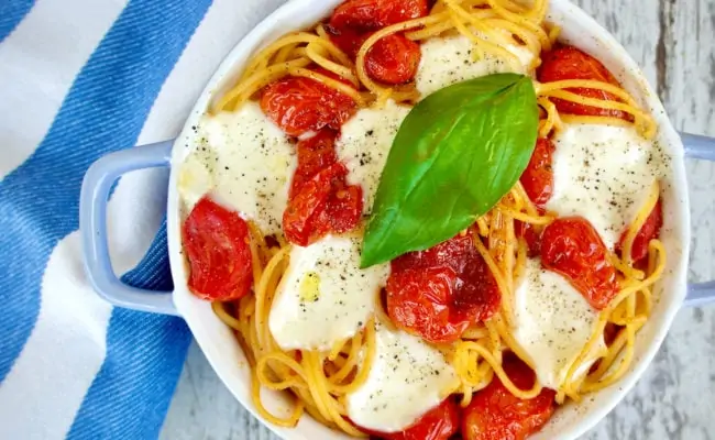Baked Pasta with Sauteed Cherry Tomatoes and Fresh Mozzarella