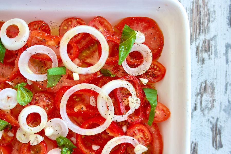 5-Ingredient Mediterranean Salad