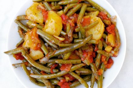 Greek green beans Fasolakia lathera