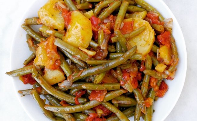 Greek green beans Fasolakia lathera
