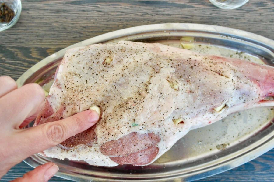 How to make Greek Roast Leg of lamb
