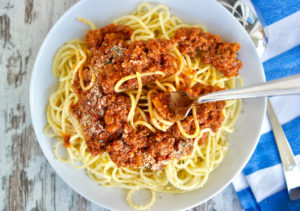 Greek Spaghetti with Meat Sauce recipe – Makaronia me Kima