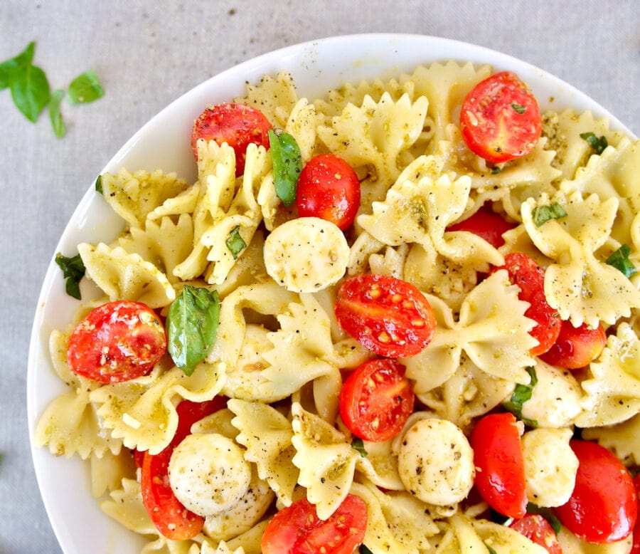 Best Caprese Pasta Salad