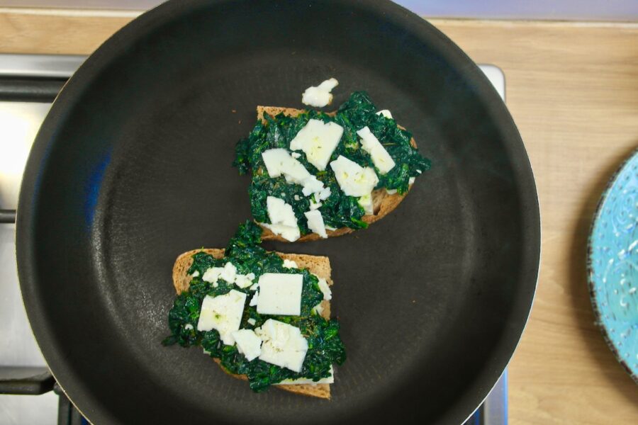 How to make Grilled Spinach and Feta Sandwich