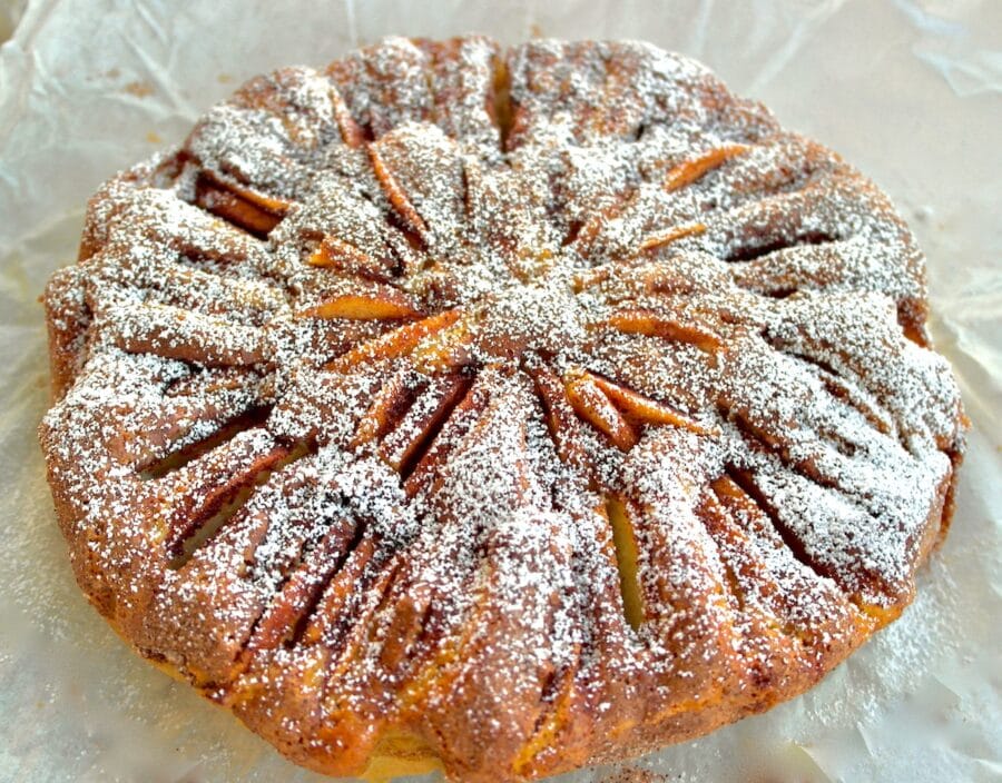 Amazingly easy italian apple cake recipe