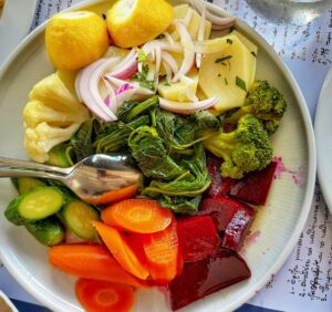 Authentic Mediterranean Diet for Dietary Restrictions: Easy Gluten-Free, Dairy-Free & Vegetarian Recipes