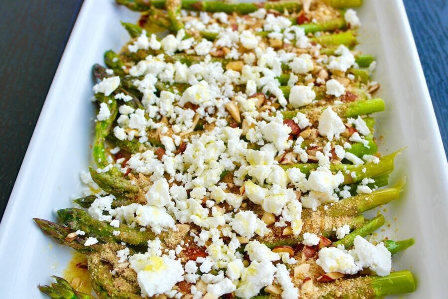 Roasted asparagus with feta and almonds