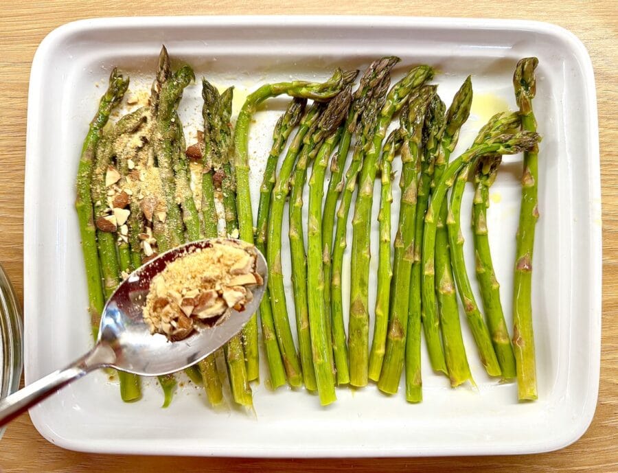 Roasted asparagus with feta